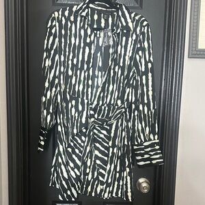 House of Harlow- Black and White Patterned Wrap Dress